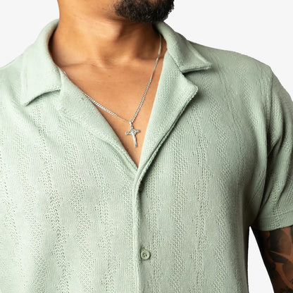 Camisa manga corta verde hoja texturizada