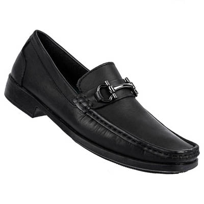 Zapato para hombre con taco tipo mocasin formal de hombre, super comodos, piel autentica negra, liviano, suela de taco, fabricado a mano en Santo Domingo, Republica Dominicana. Valetz La zapateria de los dominicanos.