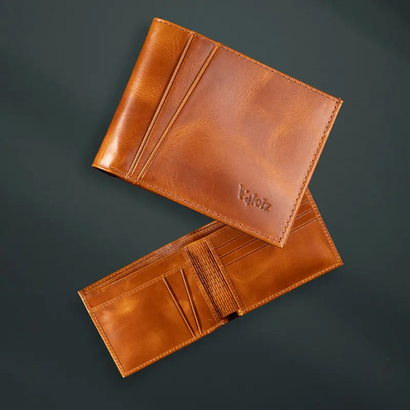 Cartera Bifold de Cuero Auténtico Tan Clásico