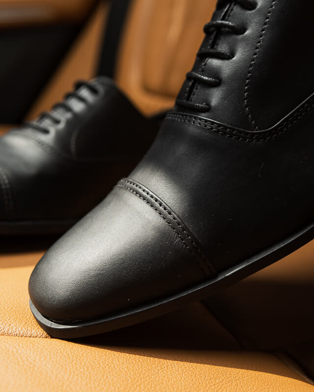 Captoe classic black leather oxfords